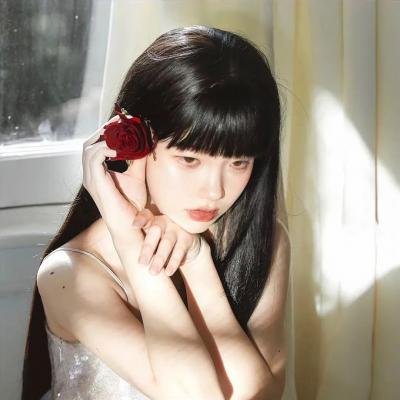 编织的女孩